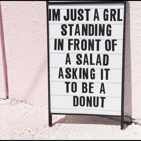 Meet your Posher, Amber - Picture 1 of 1